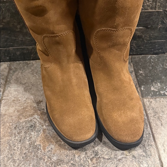 Brown Suede Heeled Boots - Picture 3 of 10